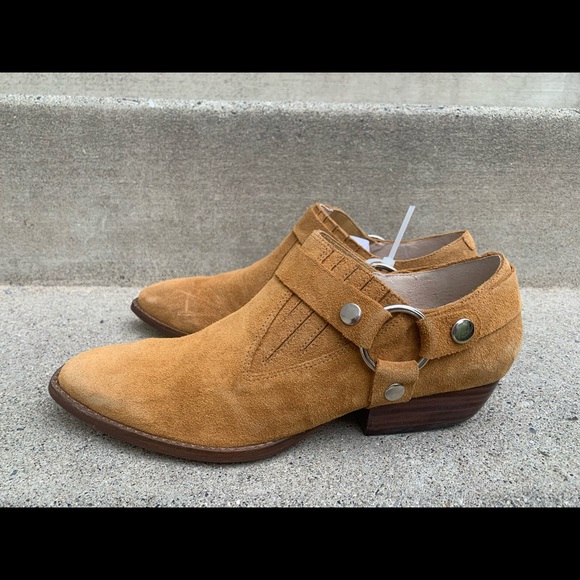 Bird of Flight Gameboy Booties - Picture 3 of 5